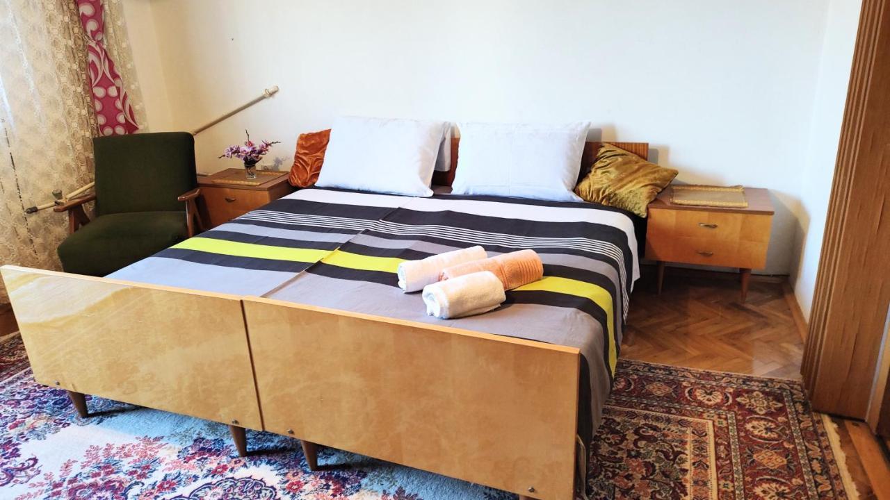 Digital Nomad Comfy Apartment,Foot Mountain Vodno And Millennium Cross,19 Min By Walk To Cener,Free Parking Skopje Ngoại thất bức ảnh
