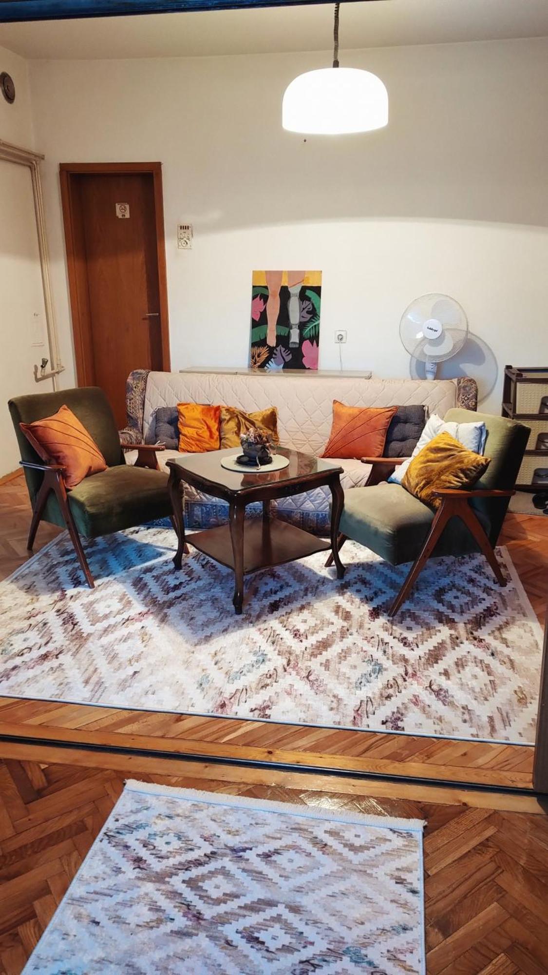 Digital Nomad Comfy Apartment,Foot Mountain Vodno And Millennium Cross,19 Min By Walk To Cener,Free Parking Skopje Ngoại thất bức ảnh